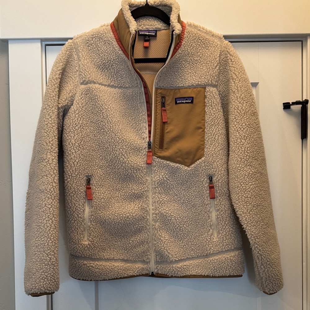 M women’s Classic Retro-X Patagonia jacket